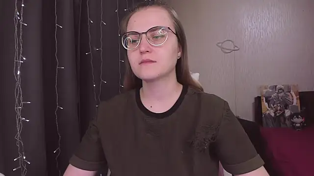 Snapshot of MissBrightShine chatting on 02/08/26, 10:29 MissBrightShine online show from 02/08/26, 10:29