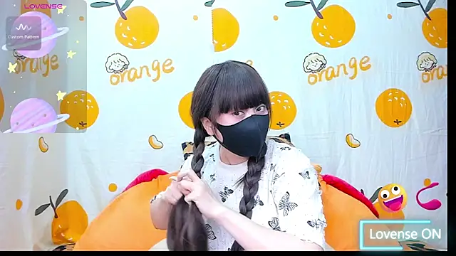 alonelove   online show from 11/20/25, 02:12