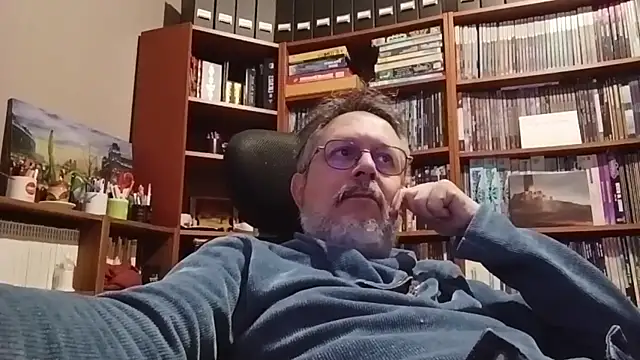 Mandra is a whore online show from 12/21/25, 10:39