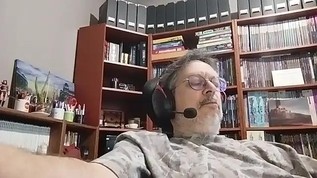 Mandra is a whore online show from 01/14/26, 08:42