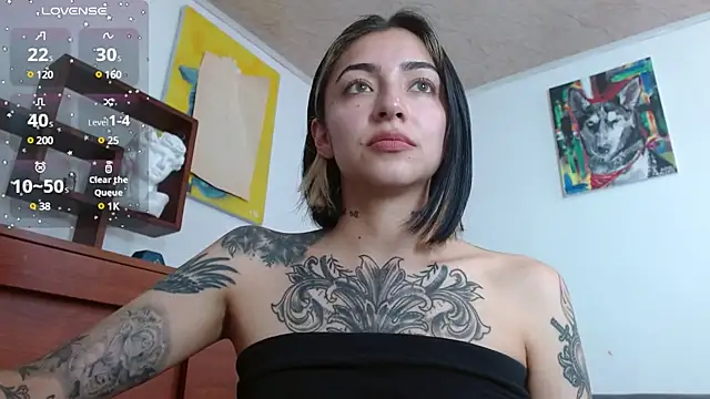 ZoeBakers  online show from 12/16/24, 05:33