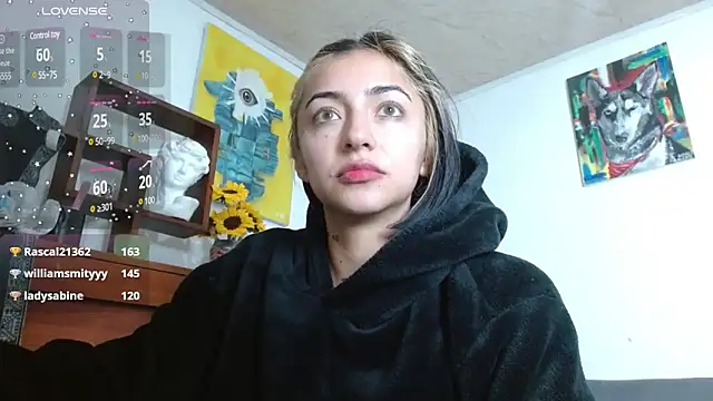 ZoeBakers  online show from 02/11/25, 04:02