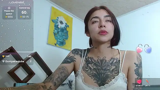 ZoeBakers  online show from 10/01/25, 04:18