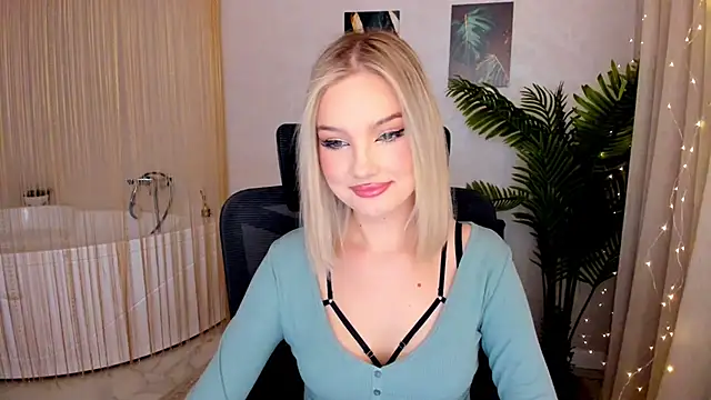 FloweryLove 1 online show from 03/04/25, 10:49