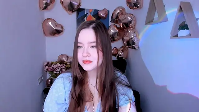 Snapshot of WishToBloom chatting on 02/13/26, 05:03 WishToBloom online show from 02/13/26, 05:03