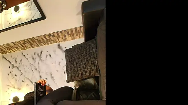 Sophie LittleS online show from 11/12/25, 12:49