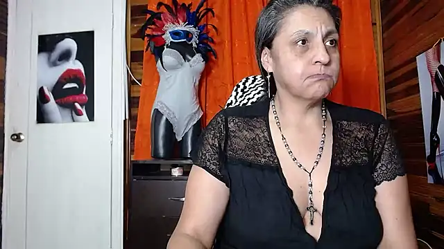 merlyna goldens online show from 02/05/25, 03:13