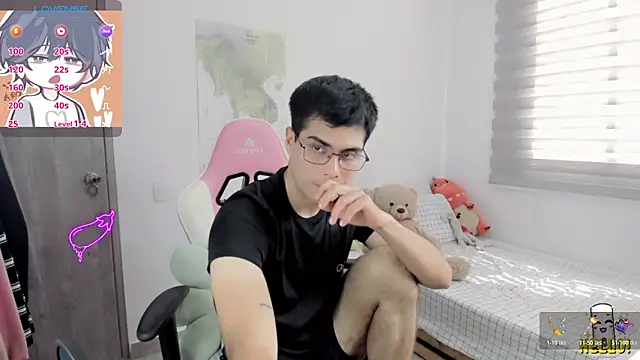 lucas cute online show from 05/21/26, 06:37