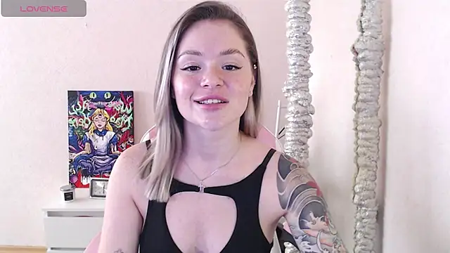 miaacatt online show from 10/24/25, 09:49