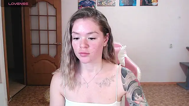 miaacatt online show from 11/29/25, 09:56