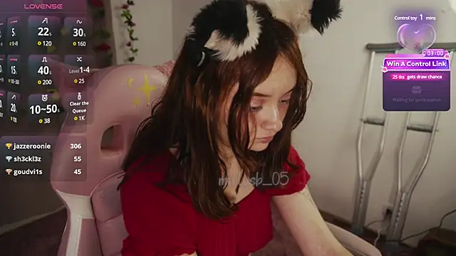 molly russell online show from 02/07/25, 03:12