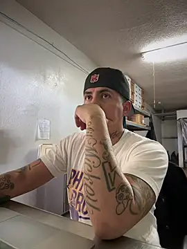 PeterGrandee online show from 12/05/24, 08:11