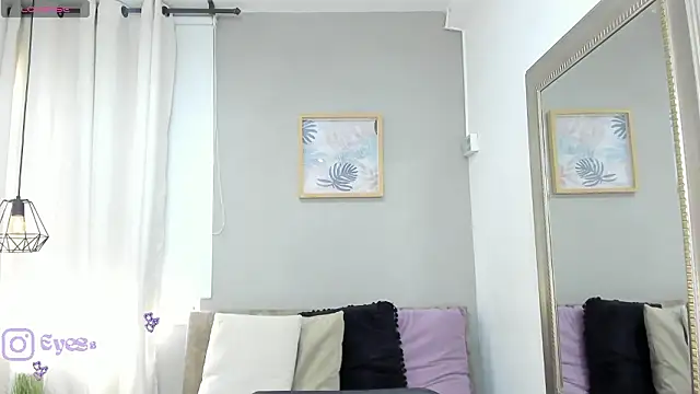 Snapshot of Paula_Desousa chatting on 02/12/26, 05:41 Paula Desousa online show from 02/12/26, 05:41