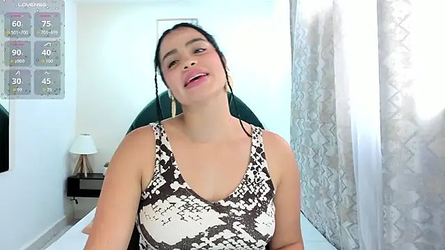 Snapshot of Paula_Desousa chatting on 02/13/26, 02:57 Paula Desousa online show from 02/13/26, 02:57