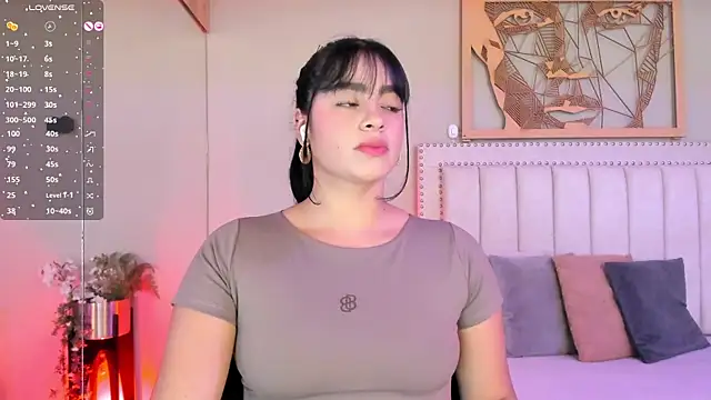 Snapshot of Paula_Desousa chatting on 04/20/26, 07:26 Paula Desousa online show from 04/20/26, 07:26
