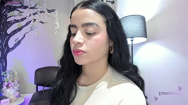 Snapshot of Paula_Desousa chatting on 06/08/26, 05:13 Paula Desousa online show from 06/08/26, 05:13