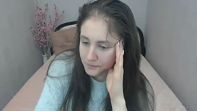 Holliy Cooper online show from 01/29/25, 09:33