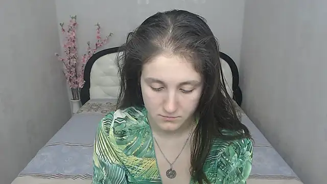 Holliy Cooper online show from 03/13/25, 10:57