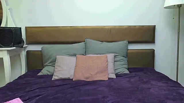 MissYvie online show from 01/26/25, 09:51