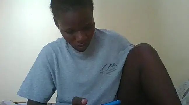 prettychic5 online show from 12/16/24, 06:53