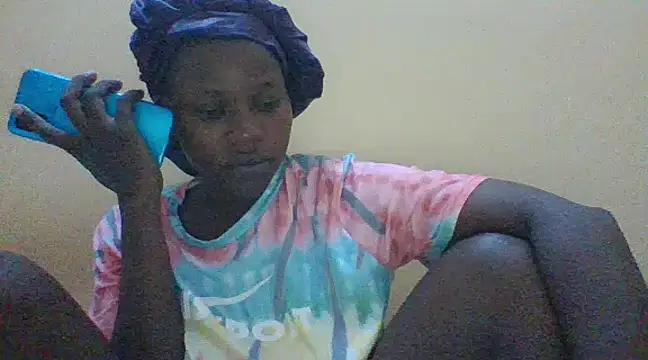 prettychic5 online show from 12/27/24, 05:48