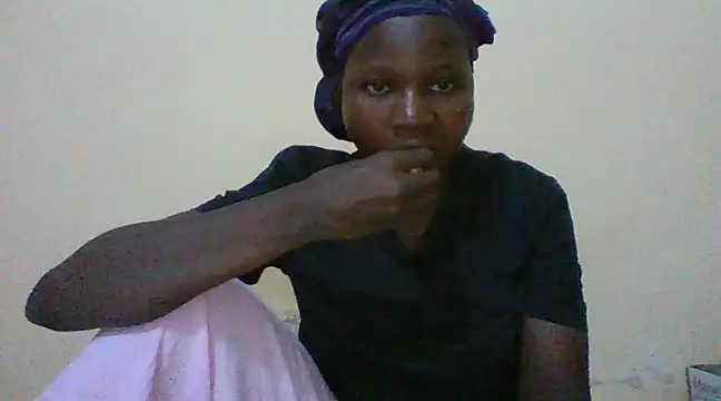 prettychic5 online show from 01/28/25, 03:46