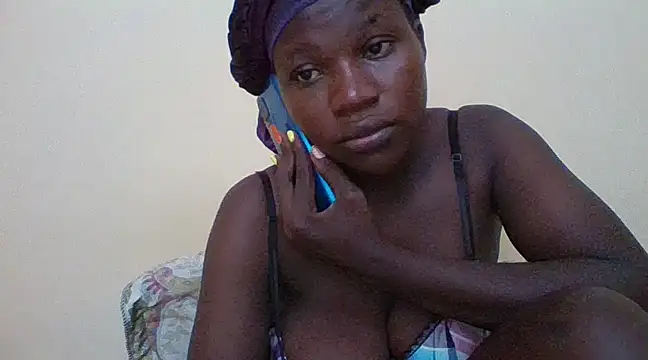 prettychic5 online show from 01/31/25, 01:12