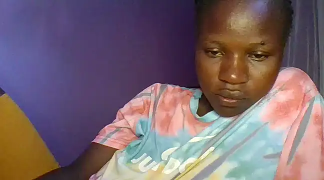 prettychic5 online show from 02/20/25, 08:17