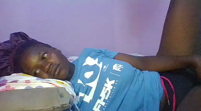 prettychic5 online show from 03/05/25, 06:54