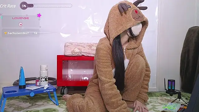 risa-kitty online show from 12/24/24, 02:12