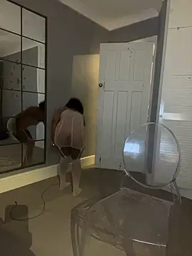 RoseMelanie online show from 02/07/25, 06:45