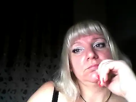 Snapshot of MeilomaWesa chatting on 01/09/25, 03:44 MeilomaWesa online show from 01/09/25, 03:44