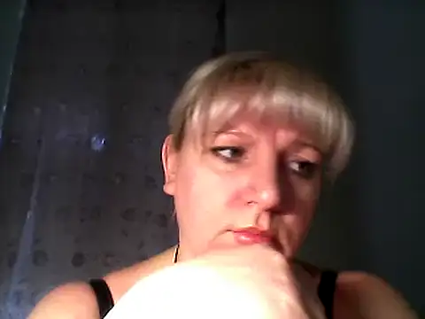 Snapshot of MeilomaWesa chatting on 02/23/25, 05:45 MeilomaWesa online show from 02/23/25, 05:45