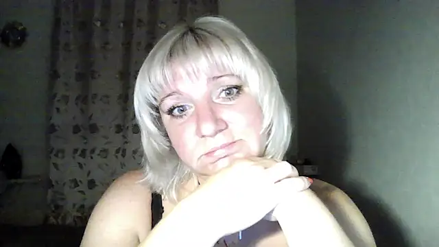 Snapshot of MeilomaWesa chatting on 09/10/25, 08:31 MeilomaWesa online show from 09/10/25, 08:31