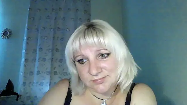 Snapshot of MeilomaWesa chatting on 09/25/25, 01:15 MeilomaWesa online show from 09/25/25, 01:15