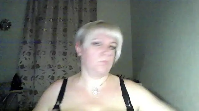 MeilomaWesa online show from 11/05/25, 02:17