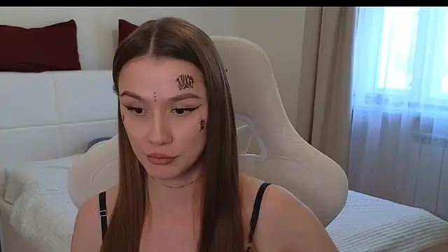 Snapshot of Madi_soon chatting on 01/21/25, 11:56 Madi soon online show from 01/21/25, 11:56