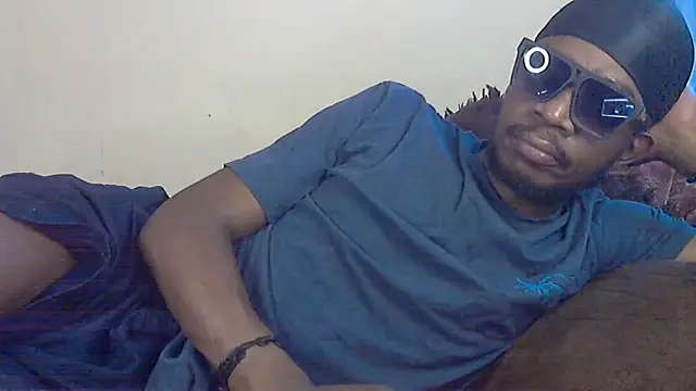 Snapshot of BIGDICKMULLAH chatting on 09/19/25, 01:56 BIGDICKMULLAH online show from 09/19/25, 01:56