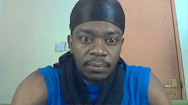Snapshot of BIGDICKMULLAH chatting on 10/13/25, 02:55 BIGDICKMULLAH online show from 10/13/25, 02:55
