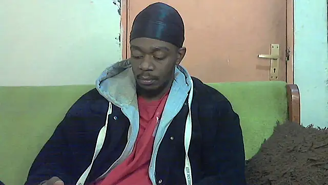 Snapshot of BIGDICKMULLAH chatting on 10/18/25, 10:54 BIGDICKMULLAH online show from 10/18/25, 10:54