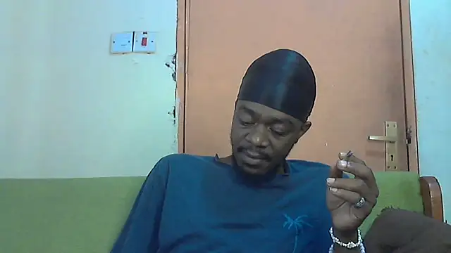 BIGDICKMULLAH online show from 10/28/25, 04:38