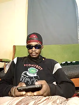 Snapshot of BIGDICKMULLAH chatting on 04/28/26, 02:10 BIGDICKMULLAH online show from 04/28/26, 02:10