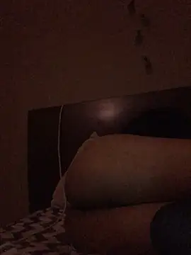 sandyfem01 online show from 03/05/25, 02:57