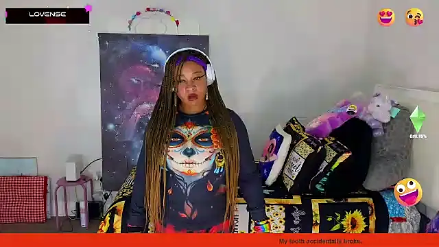 temptressbeauty24 online show from 02/08/25, 08:32