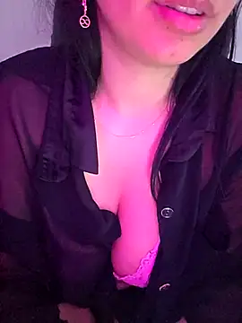 Zeina2024 online show from 04/16/26, 07:14