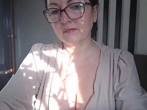 Alma44 online show from 03/24/26, 05:01