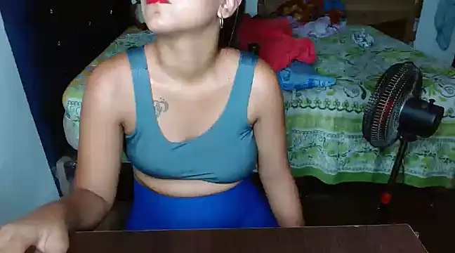 lucy hairypussy83 online show from 03/15/25, 02:56