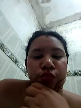 lucy hairypussy83 online show from 11/21/25, 11:20