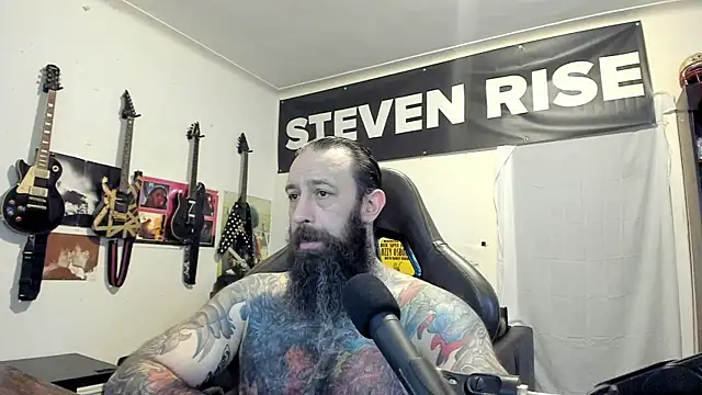 StevenRiseNYC online show from 11/04/25, 01:32