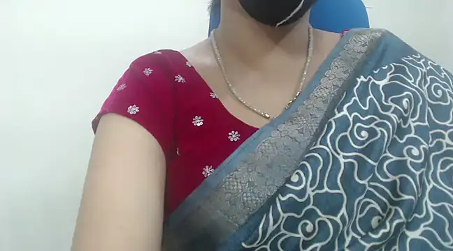 Snapshot of Lovely_Siri_23 chatting on 01/23/25, 06:35 Lovely Siri 23 online show from 01/23/25, 06:35